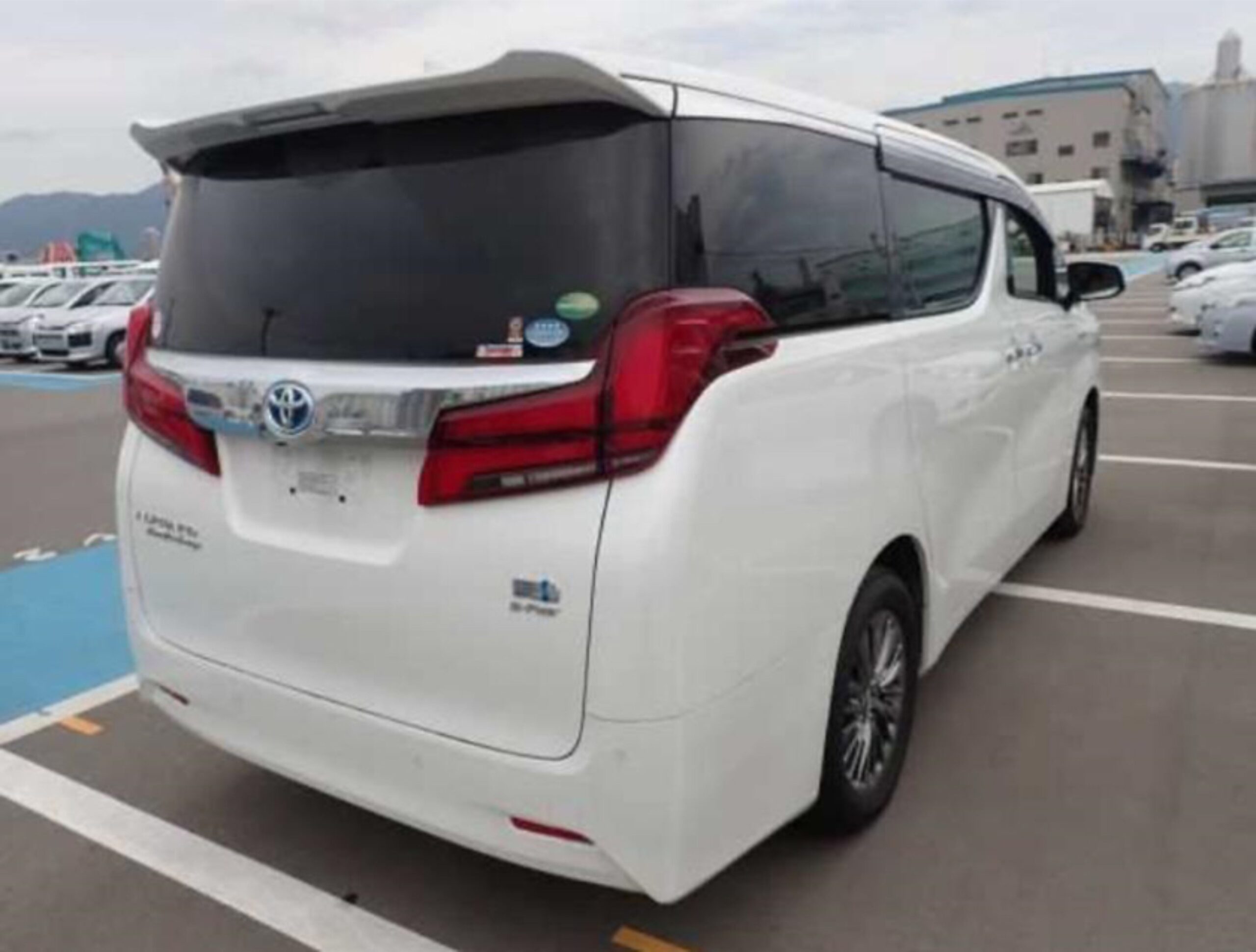 ALPHARD HYBRID 2500cc 2018 model (3)