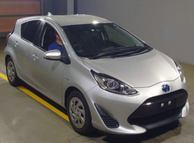 Toyota AQUA hybrid 1500cc 2019 model